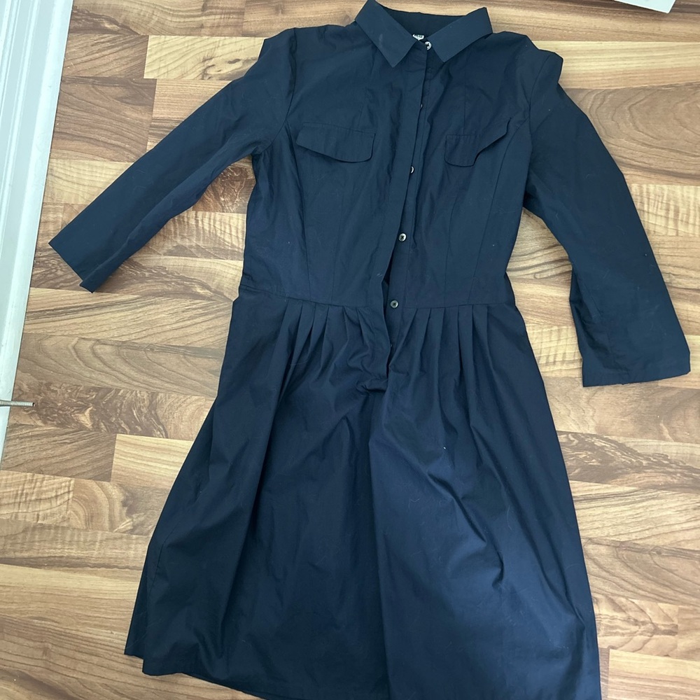 Lightweight summer dress with sleeves in navy blue from UNIQLO